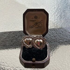 Mexican real silver earrings shaped like hearts 💕